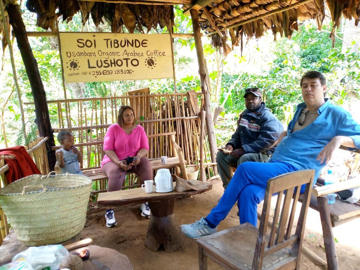 Galapagos Homestay Lushoto Экстерьер фото